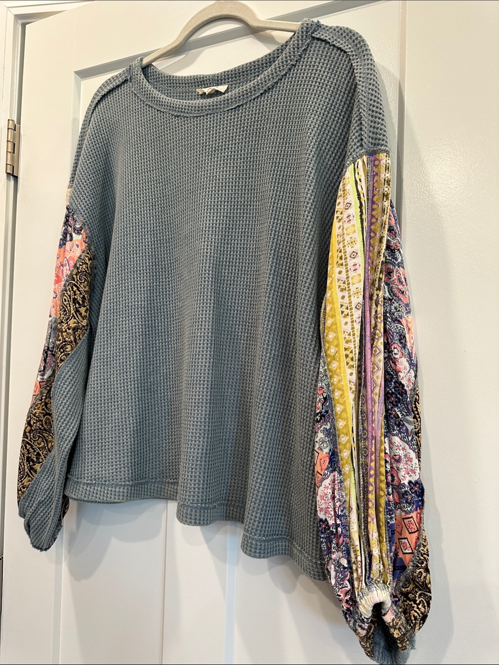 Easel Waffle-Knit Pullover with Patterned Balloon Sleeves, Small